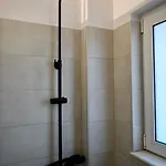 Casa Sym شقة فاليراكي