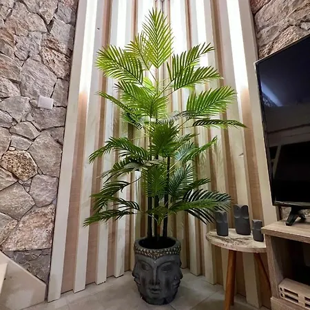 Casa Sym דירה פליראקי