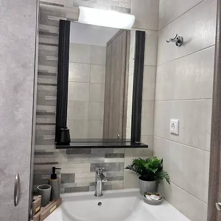 Casa Sym פליראקי