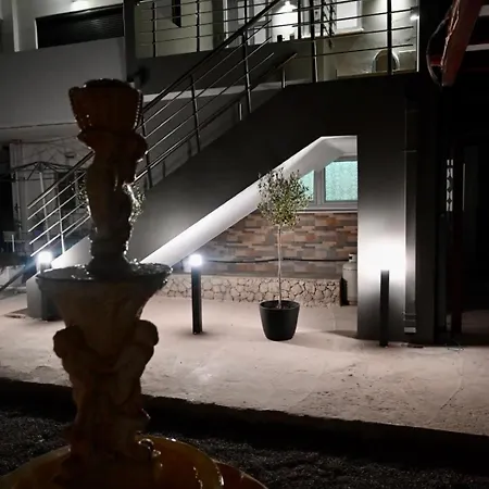 Casa Sym דירה פליראקי