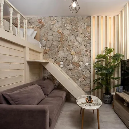 Casa Sym פליראקי