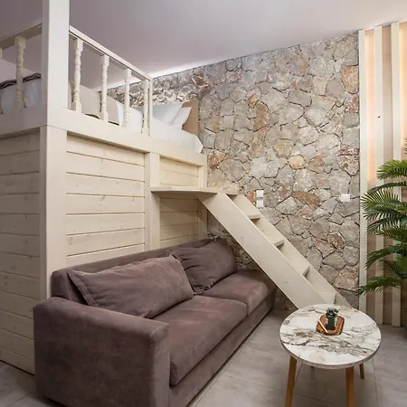 Casa Sym דירה פליראקי