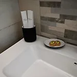 Casa Sym 아파트 팔리라키